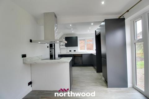 25 Cambourne Close, Adwick Le Street, Doncaster, DN6 7DB