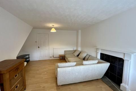 5 bedroom terraced house to rent, Bath BA2