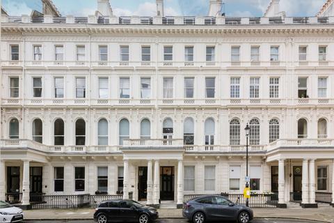 2 bedroom apartment for sale, London W2