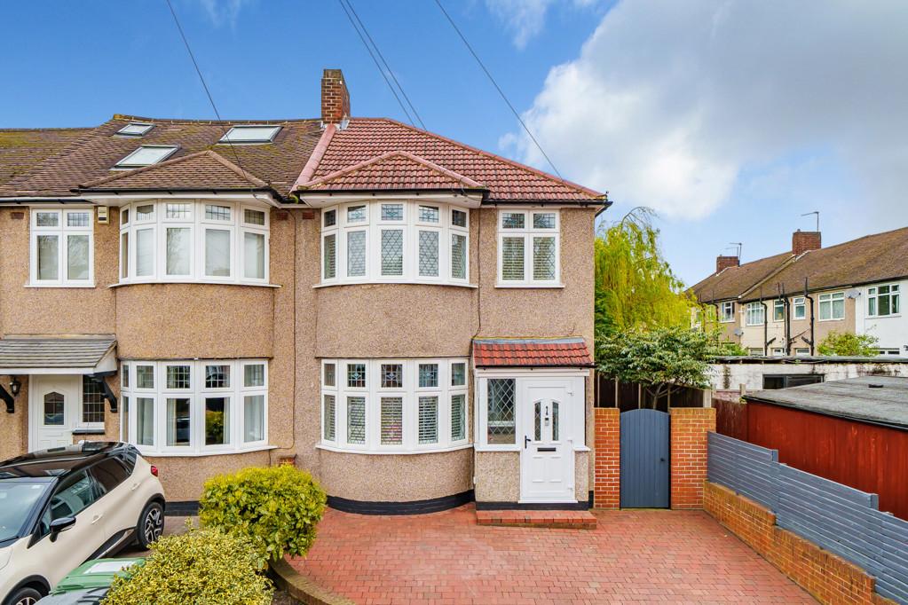 Datchet Road, London 3 bed end of terrace house for sale £600,000