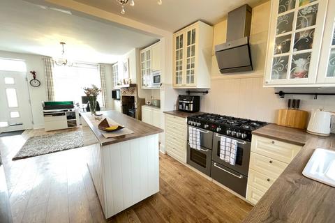 22 Abbey Lane, Barnsley, S71 5QD
