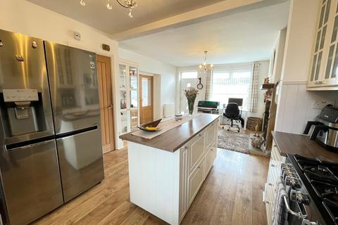 22 Abbey Lane, Barnsley, S71 5QD