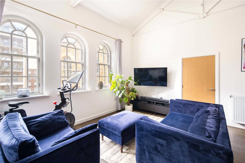 Living Room/Kitchen