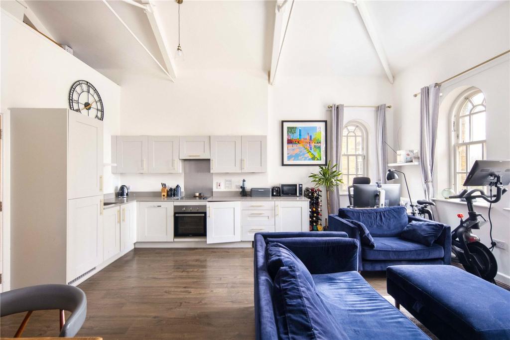 Living Room/Kitchen
