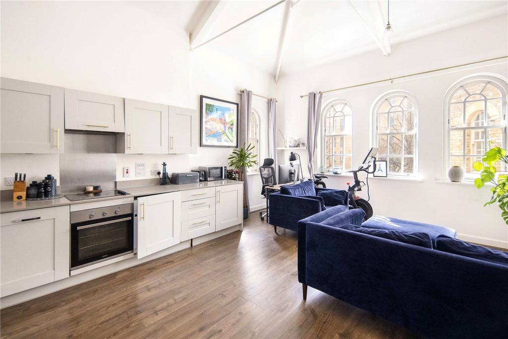 Living Room/Kitchen