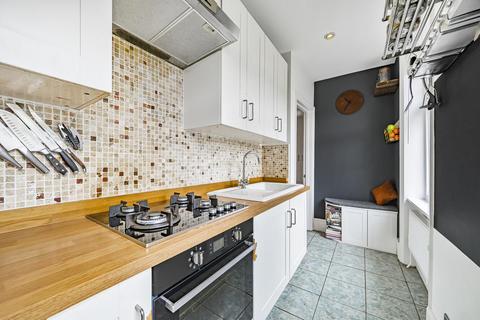 Flat 1, 10a Grange Hill, London, SE25 6SX