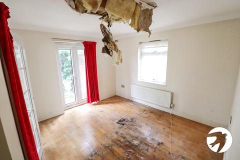 151 Erith Road, Belvedere, DA17 6HS