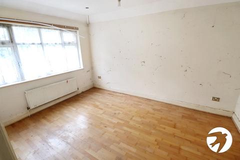 151 Erith Road, Belvedere, DA17 6HS