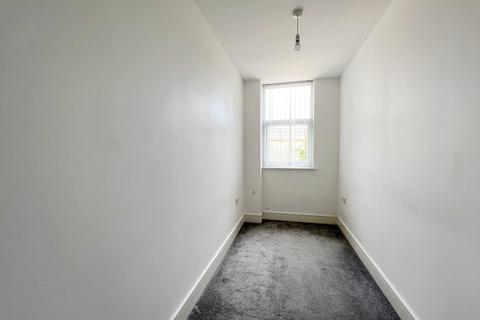 2 bedroom flat for sale, Parkway House, 49 Baddow Road, Chelmsford, CM2