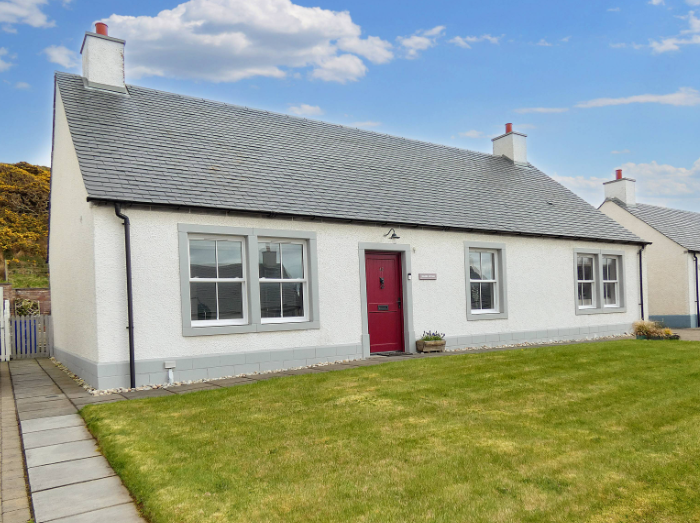 Montgomerie View, Seamill KA23 3 bed detached bungalow for sale £364,000