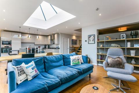 5 Barnhill Road, Marlow, SL7 3EZ