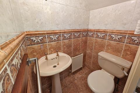 7 Ashleigh Drive, Sheffield, S12 2SA