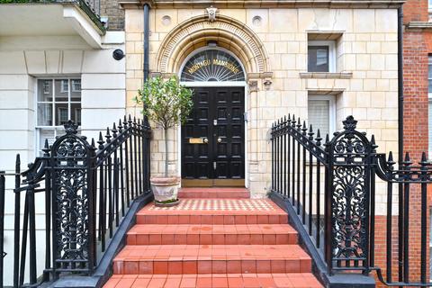 4 bedroom flat for sale, Montagu Mansions, Marylebone, W1U