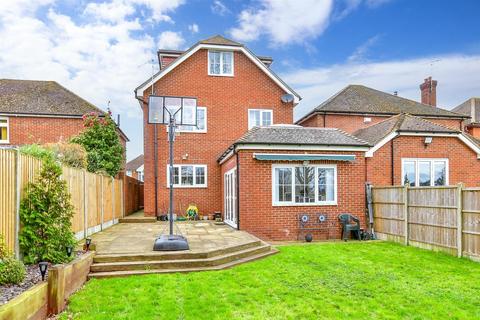 5 bedroom detached house for sale, Park Drive, Sittingbourne, Kent