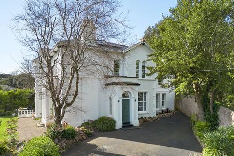 6 bedroom villa for sale, Hunsdon Road, Torquay, TQ1