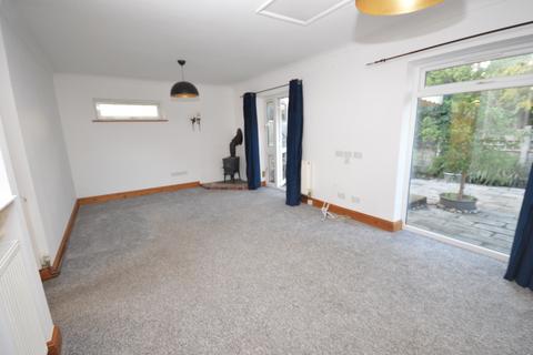 1 bedroom semi-detached house to rent, Northover Road, Pennington, Lymington, Hampshire, SO41
