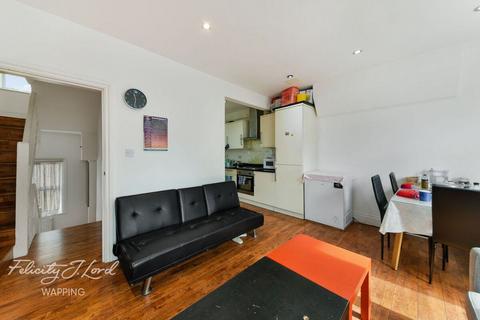 2 bedroom flat for sale, Fordham Street, London, E1