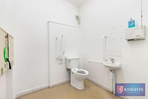 36 Raynham Road, London, N18 2JF