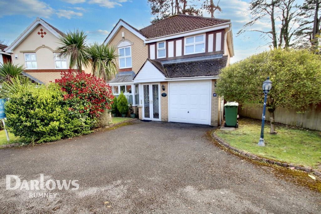 Hastings Crescent, Cardiff 4 bed detached house for sale £405,000