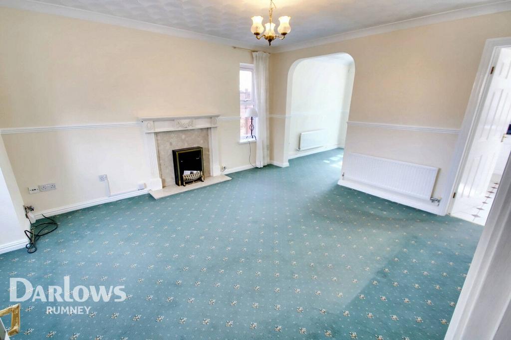 Hastings Crescent, Cardiff 4 bed detached house for sale £405,000