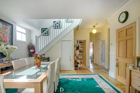 6 bedroom terraced house for sale, Twyford Avenue, London, W3