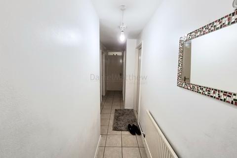 2 bedroom ground floor flat for sale, Daviot Street, Roath, Cardiff. CF24 4SQ