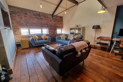 1 bedroom flat for sale, The Pumphouse , Hood Road, Barry. CF62 5BE