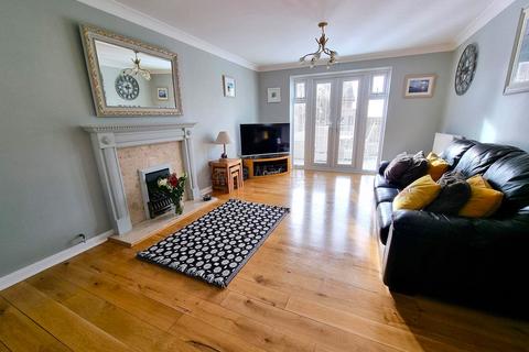 5 bedroom detached house for sale, Clos Yr Wylan, Barry, The Vale Of Glamorgan. CF62 5DB