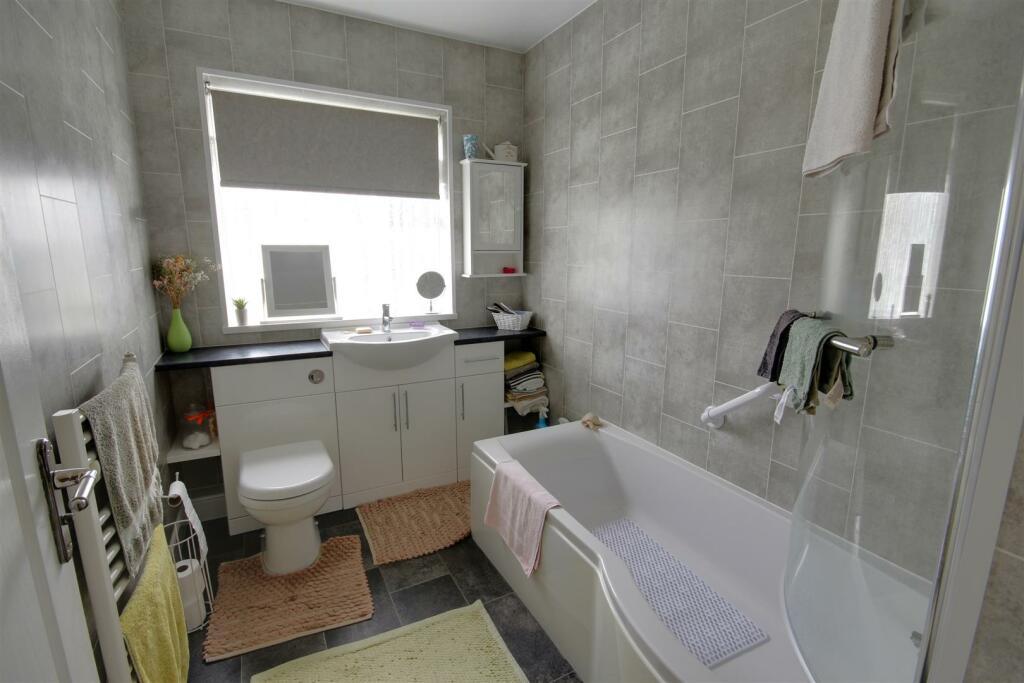 Bathroom.jpeg