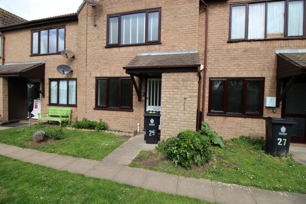 Parklands Court, Saxmundham Way, ClactononSea 1 bed £725