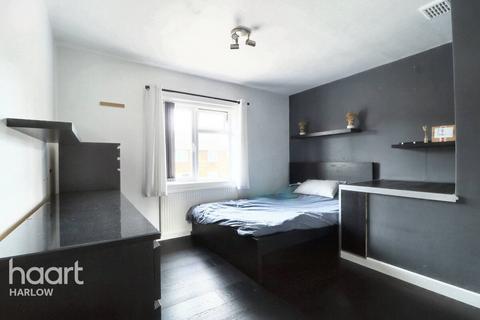158 Carters Mead, Harlow, CM17 9EU