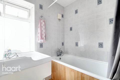 158 Carters Mead, Harlow, CM17 9EU
