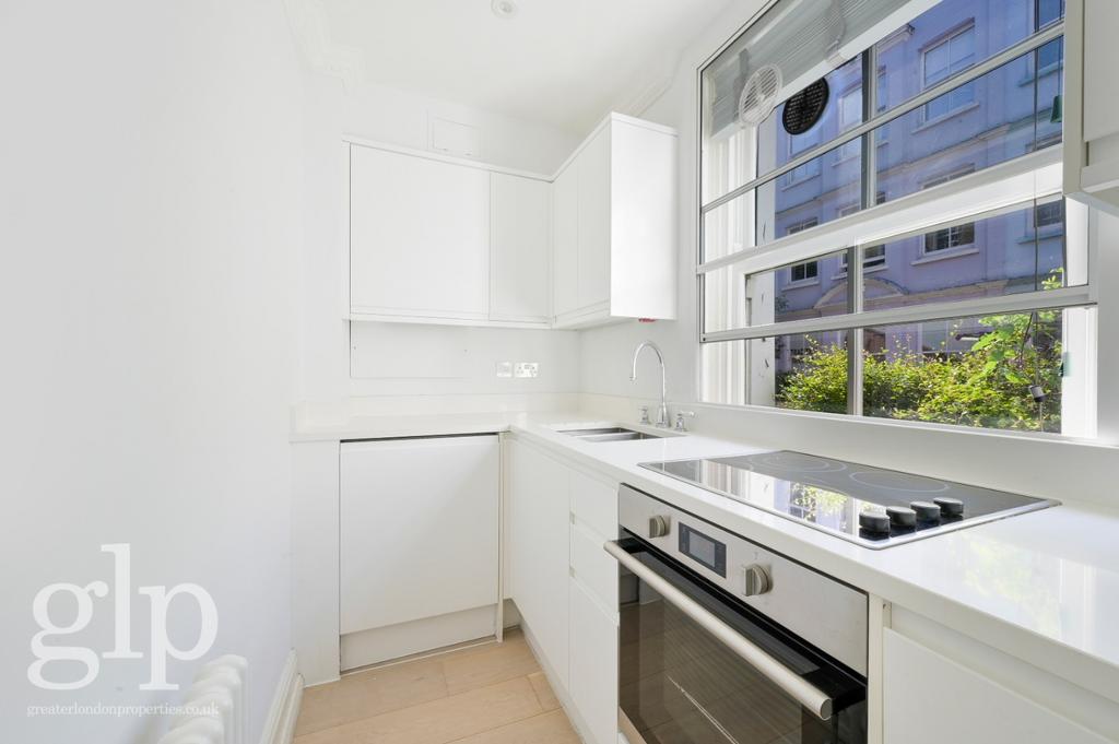 Apartment in Greater London - View 3