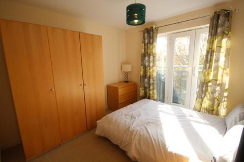 1 bedroom flat to rent, Aspects court, Windsor road Slough