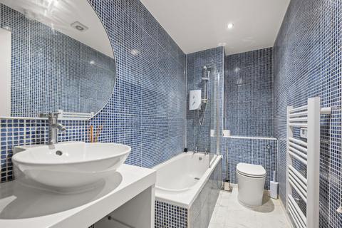 83 Cliff Road, Nottingham, NG1 1GT