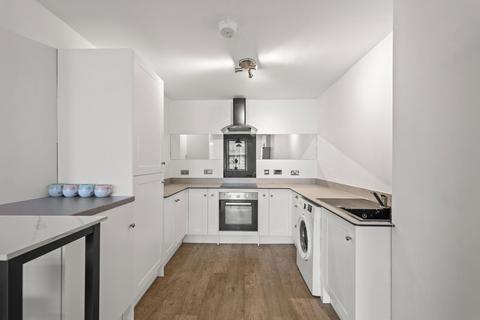 83 Cliff Road, Nottingham, NG1 1GT