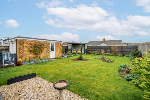 3 bedroom detached bungalow for sale, Caystreward, Great Yarmouth