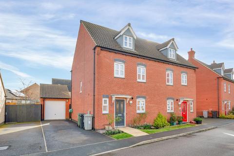 4 bedroom semi-detached house for sale, Goodwood Road, Barleythorpe