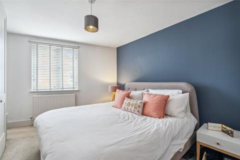 306b - 306c Cavendish Road, London, SW12 0PJ