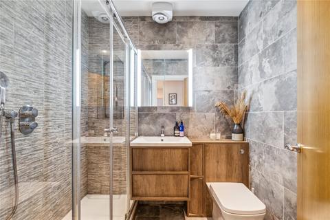 306b - 306c Cavendish Road, London, SW12 0PJ
