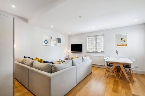 306b - 306c Cavendish Road, London, SW12 0PJ