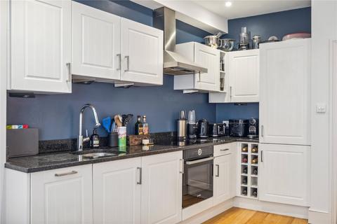 306b - 306c Cavendish Road, London, SW12 0PJ