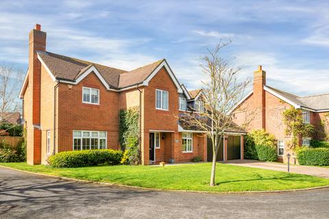 5 bedroom detached house for sale, Thorpe Gardens, Whissendine