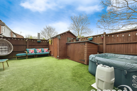 82 Schubert Road, Basingstoke, RG22 4JJ