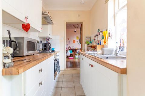 2 bedroom terraced house for sale, Knowsley Road, Norwich