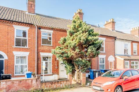 2 bedroom terraced house for sale, Knowsley Road, Norwich