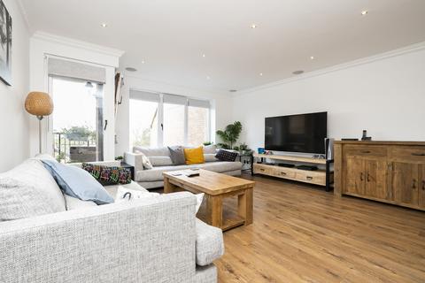 undefined, Epping New Road, Buckhurst Hill, IG9