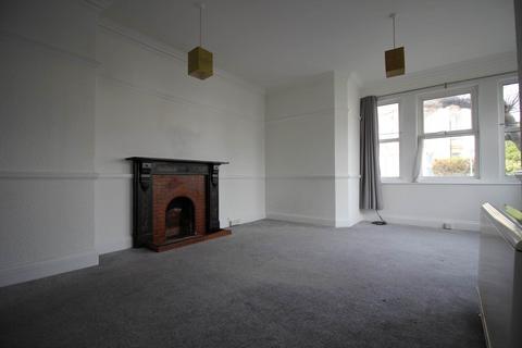 1 bedroom flat for sale, Quantock Road-Ideal Investment