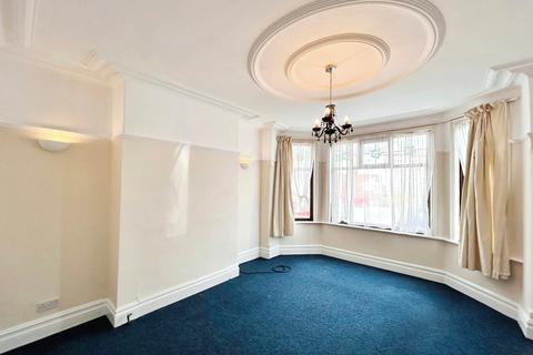 3 bedroom semi-detached house to rent, Milverton Road, Manchester, Greater Manchester, M14