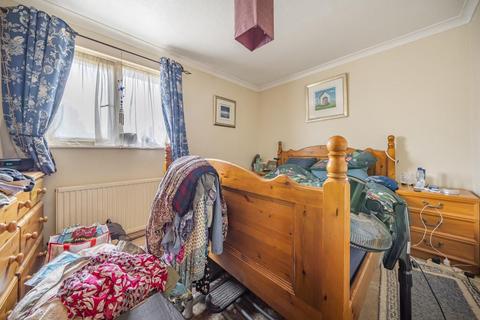 2 bedroom semi-detached house for sale, Carterton,  Oxfordshire,  OX18